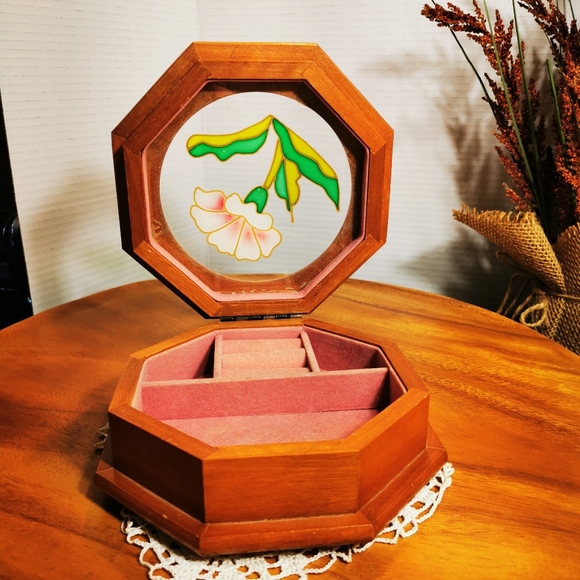 Vintage Octagonal Wooden Jewelry Box with Faux Stained Glass Lid - Picture 8 of 16